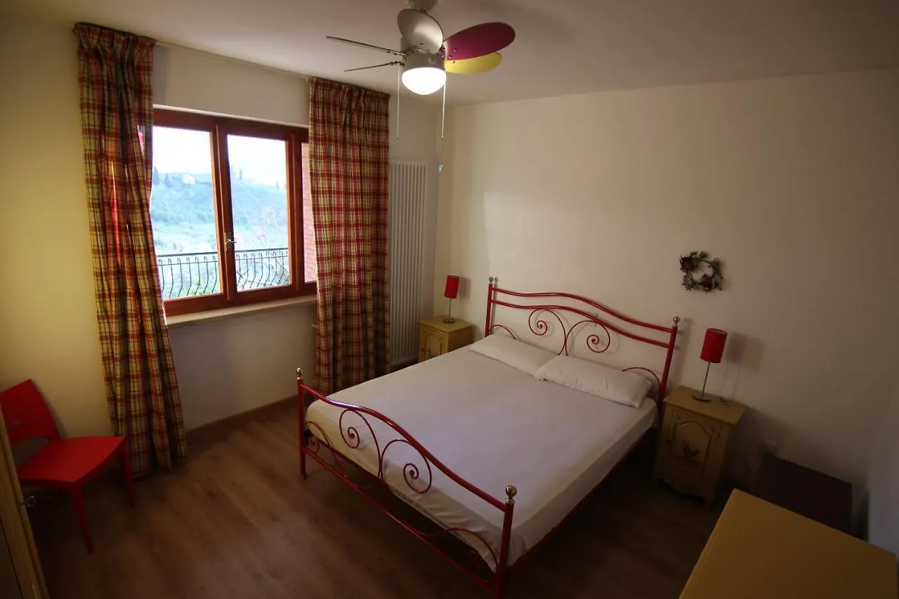 Red House Conditioned Whit Pool Enchanting Lake View Malcesine Apartamento