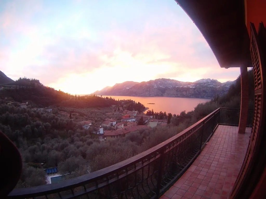 Red House Conditioned Whit Pool Enchanting Lake View Malcesine
