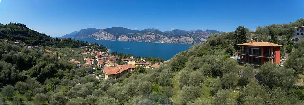 Red House Conditioned Whit Pool Enchanting Lake View Malcesine Apartamento